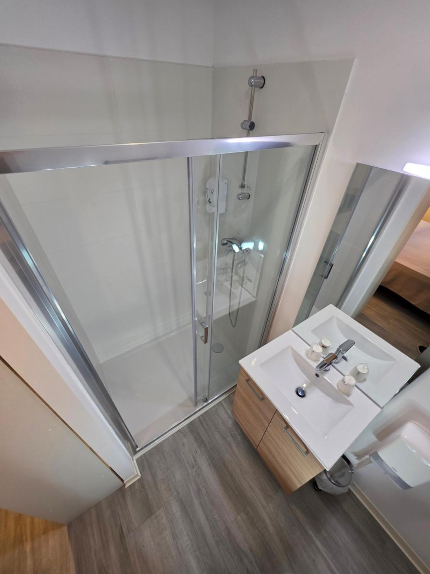 Hotel Au Valery Сет Экстерьер фото
